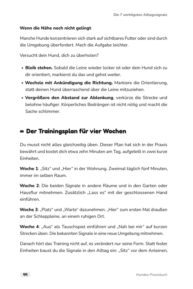 Buchseite 44: Der Trainingsplan für vier Wochen, Woche für Woche mit den Signalen, die du übst.