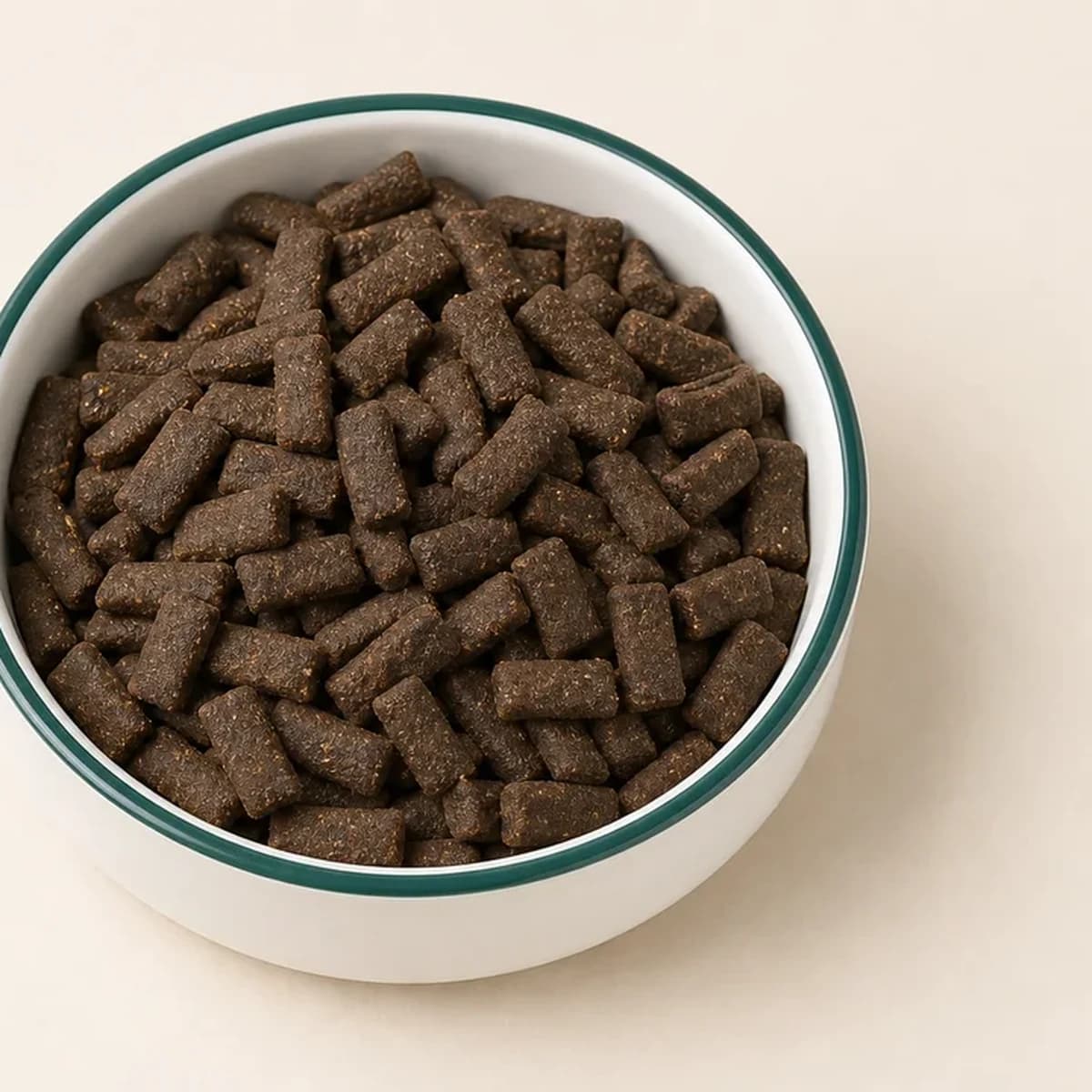 Green Petfood InsectDog Hypoallergenic im Hundeo-Napf