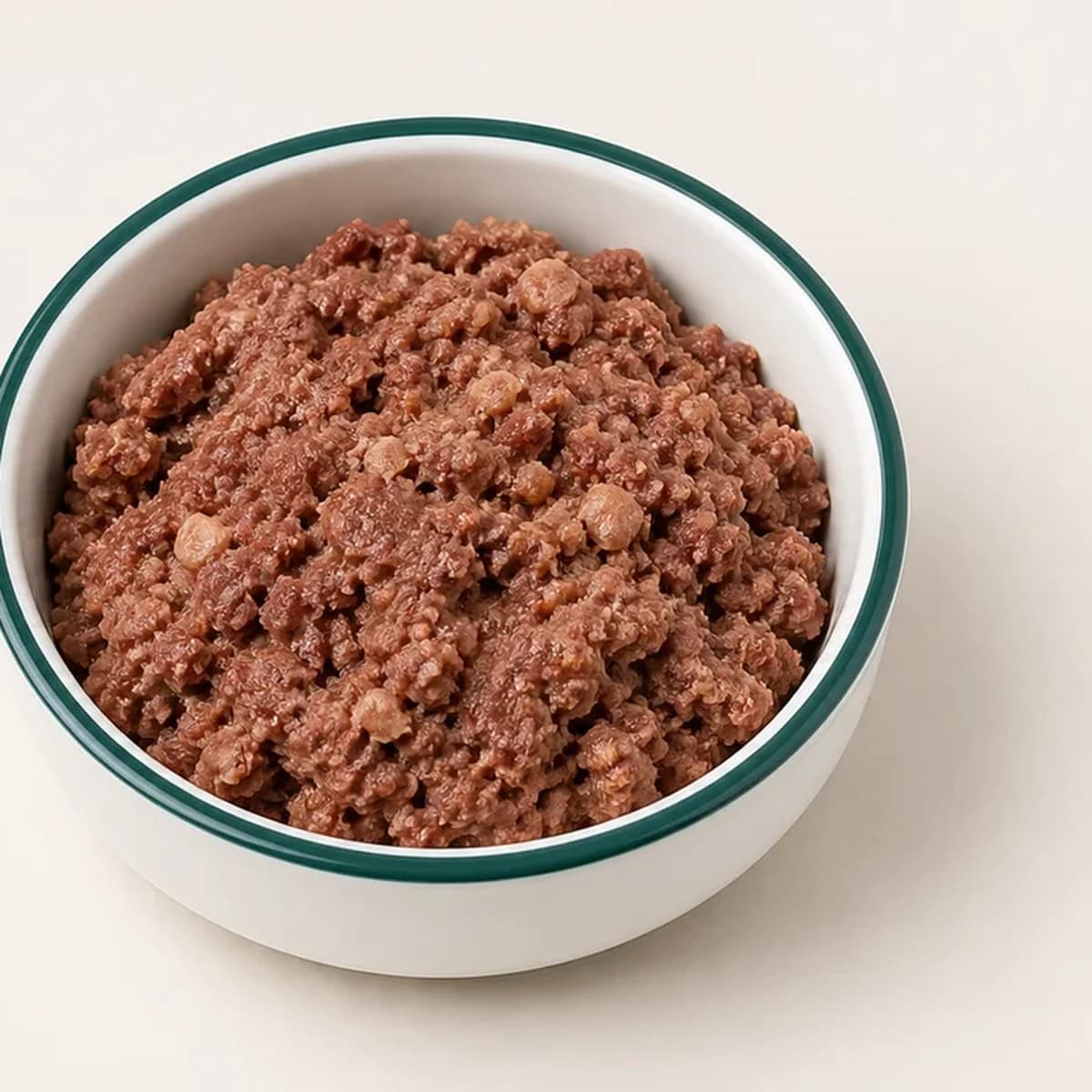 Müllers Naturhof Rind & Ente, Nassfutter im Hundeo-Napf