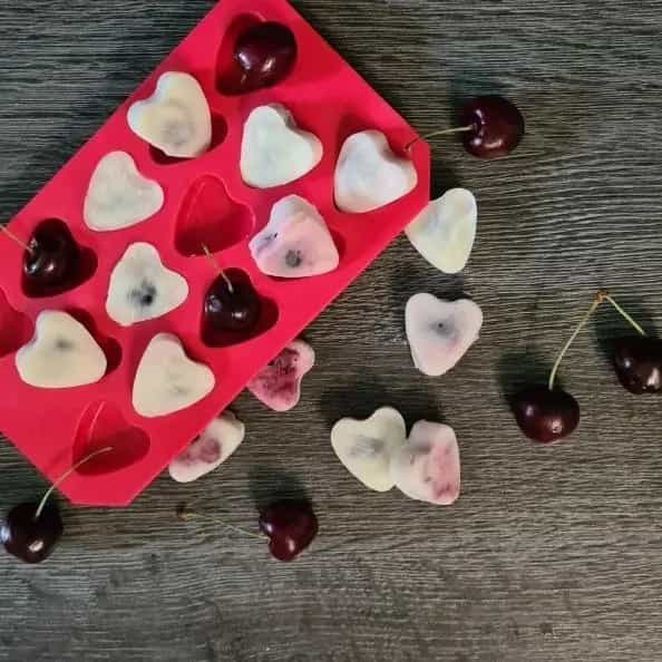 Cherry Yoghurt Ice Bites
