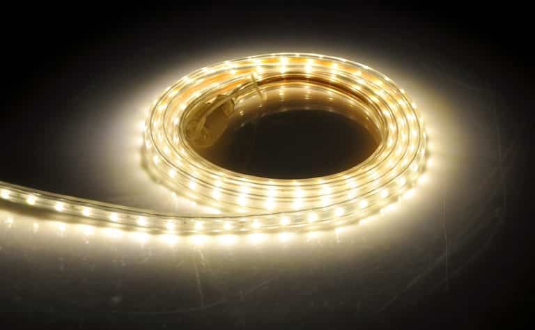 Diese 5 Leuchthalsbänder haben uns überzeugt 1 LED Leuchthalsband